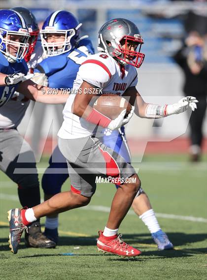 Thumbnail 1 in St. Thomas Aquinas vs Metuchen photogallery.