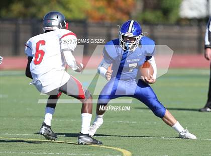 Thumbnail 1 in St. Thomas Aquinas vs Metuchen photogallery.