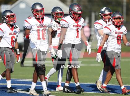 Thumbnail 2 in St. Thomas Aquinas vs Metuchen photogallery.