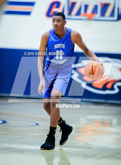 Thumbnail 3 in North Hollywood vs Royal (4th Annual West Valley Thanksgiving Tip-Off Classic) photogallery.