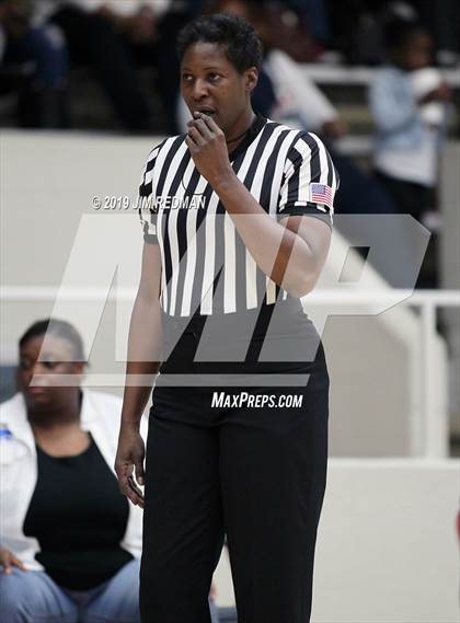 Thumbnail 3 in Summer Creek vs. Cypress Creek (McDonald's Texas invitational) photogallery.