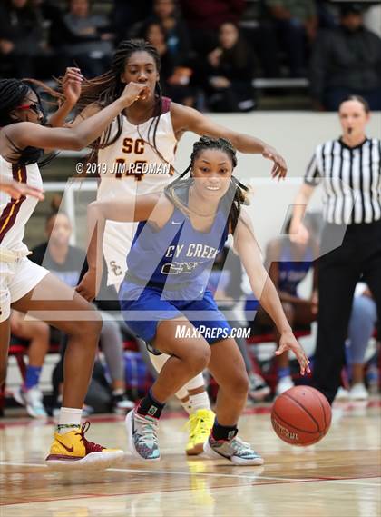 Thumbnail 2 in Summer Creek vs. Cypress Creek (McDonald's Texas invitational) photogallery.