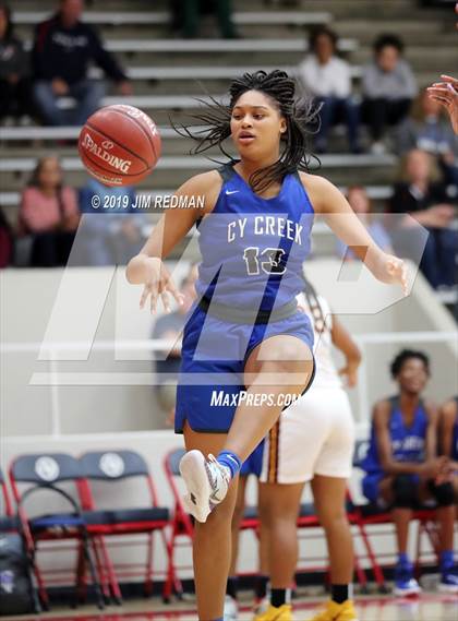 Thumbnail 1 in Summer Creek vs. Cypress Creek (McDonald's Texas invitational) photogallery.