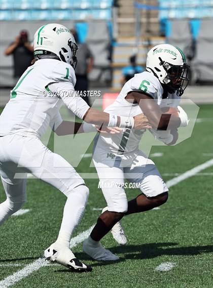 Thumbnail 3 in Myers Park vs. Independence photogallery.