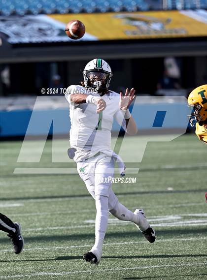 Thumbnail 3 in Myers Park vs. Independence photogallery.