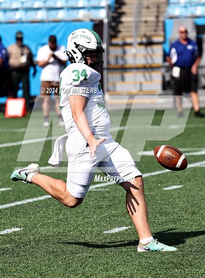 Thumbnail 3 in Myers Park vs. Independence photogallery.