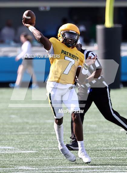 Thumbnail 1 in Myers Park vs. Independence photogallery.