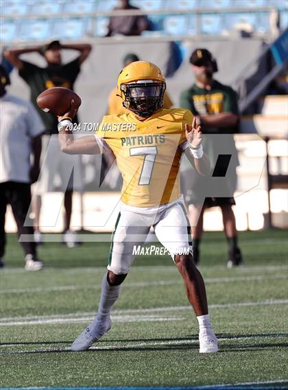 Thumbnail 1 in Myers Park vs. Independence photogallery.