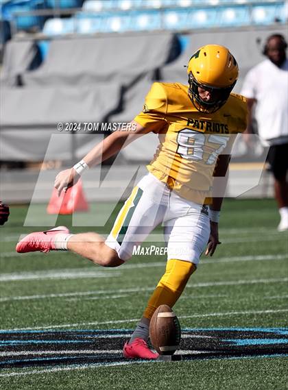Thumbnail 2 in Myers Park vs. Independence photogallery.