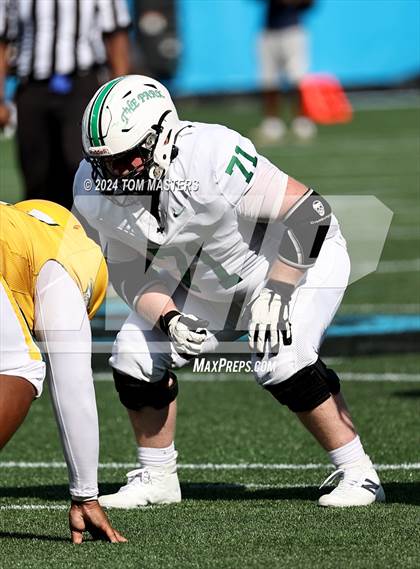 Thumbnail 1 in Myers Park vs. Independence photogallery.
