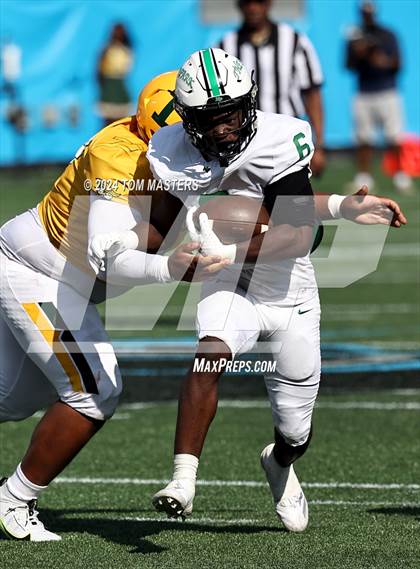 Thumbnail 1 in Myers Park vs. Independence photogallery.