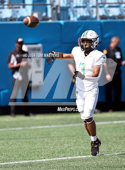 Thumbnail 1 in Myers Park vs. Independence photogallery.