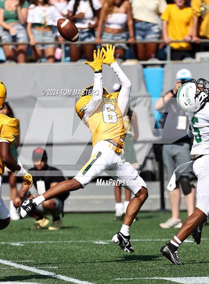 Thumbnail 2 in Myers Park vs. Independence photogallery.