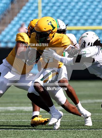 Thumbnail 1 in Myers Park vs. Independence photogallery.