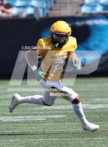 Thumbnail 1 in Myers Park vs. Independence photogallery.