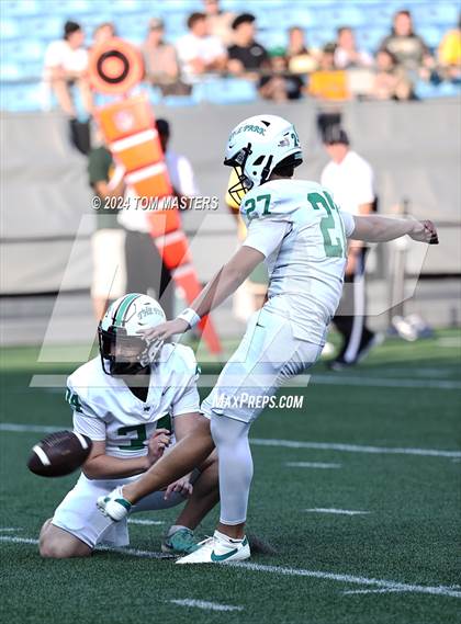 Thumbnail 1 in Myers Park vs. Independence photogallery.