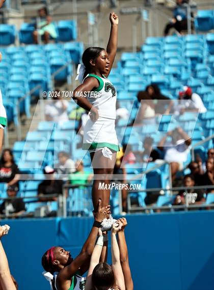 Thumbnail 1 in Myers Park vs. Independence photogallery.