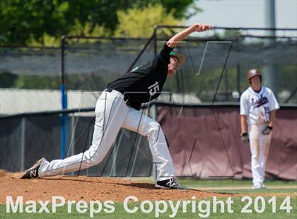 Thumbnail 2 in Adams vs Rowlett photogallery.