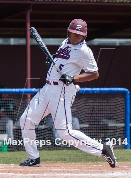 Thumbnail 3 in Adams vs Rowlett photogallery.