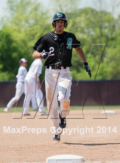 Thumbnail 2 in Adams vs Rowlett photogallery.