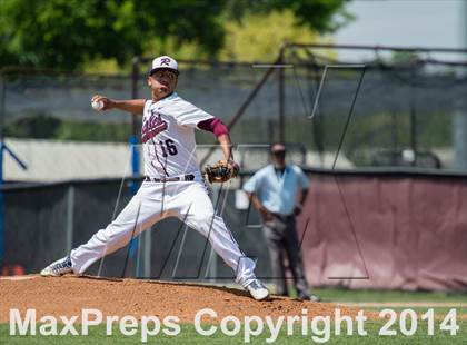 Thumbnail 3 in Adams vs Rowlett photogallery.