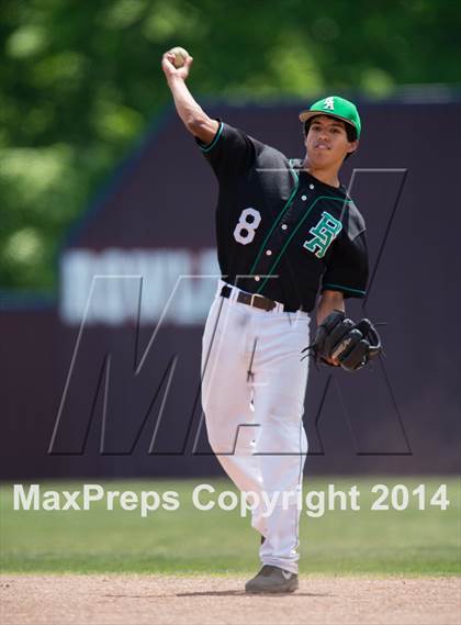 Thumbnail 3 in Adams vs Rowlett photogallery.