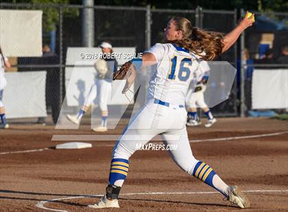 Thumbnail 3 in Vanden vs. Benicia (D3 CIF SJS Final Game 2) photogallery.