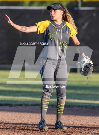 Thumbnail 2 in Vanden vs. Benicia (D3 CIF SJS Final Game 2) photogallery.