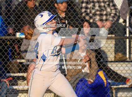 Thumbnail 2 in Vanden vs. Benicia (D3 CIF SJS Final Game 2) photogallery.