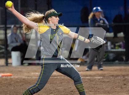 Thumbnail 2 in Vanden vs. Benicia (D3 CIF SJS Final Game 2) photogallery.