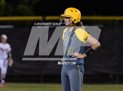 Thumbnail 2 in Vanden vs. Benicia (D3 CIF SJS Final Game 2) photogallery.