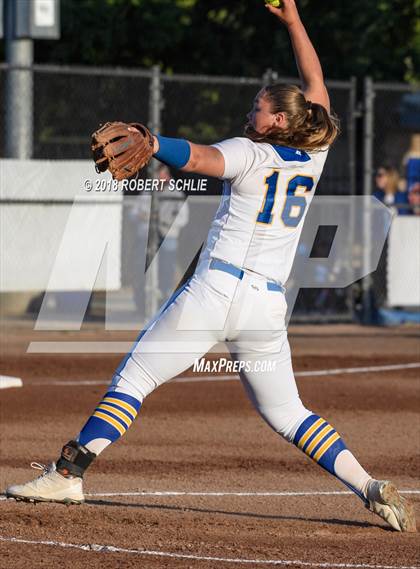 Thumbnail 1 in Vanden vs. Benicia (D3 CIF SJS Final Game 2) photogallery.