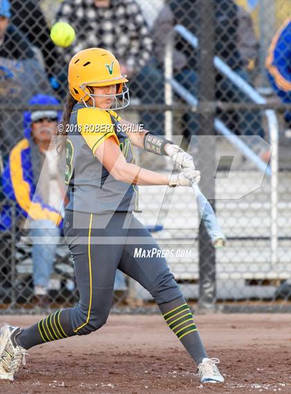 Thumbnail 3 in Vanden vs. Benicia (D3 CIF SJS Final Game 2) photogallery.