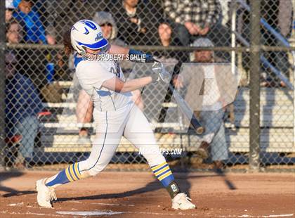 Thumbnail 2 in Vanden vs. Benicia (D3 CIF SJS Final Game 2) photogallery.