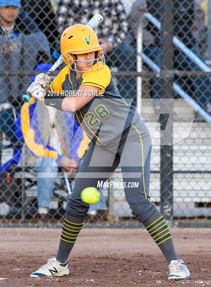 Thumbnail 3 in Vanden vs. Benicia (D3 CIF SJS Final Game 2) photogallery.