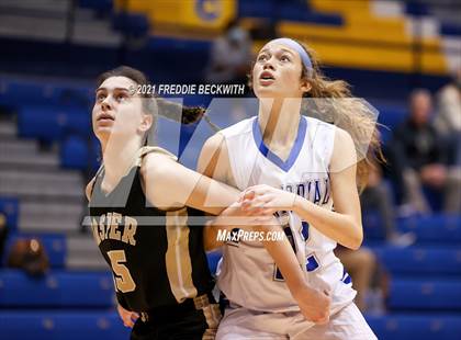 Thumbnail 3 in Evansville Memorial vs. Jasper (Niehause Classic) photogallery.