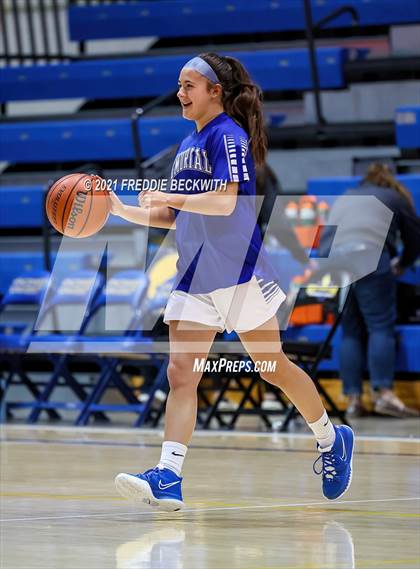 Thumbnail 1 in Evansville Memorial vs. Jasper (Niehause Classic) photogallery.