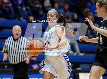 Thumbnail 3 in Evansville Memorial vs. Jasper (Niehause Classic) photogallery.