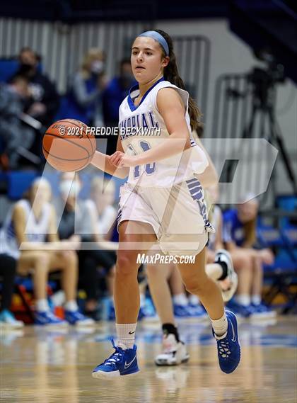 Thumbnail 1 in Evansville Memorial vs. Jasper (Niehause Classic) photogallery.