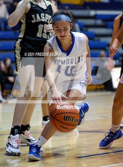 Thumbnail 1 in Evansville Memorial vs. Jasper (Niehause Classic) photogallery.