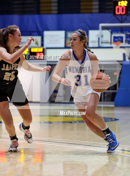 Thumbnail 1 in Evansville Memorial vs. Jasper (Niehause Classic) photogallery.