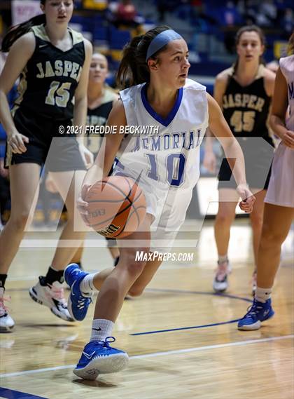Thumbnail 1 in Evansville Memorial vs. Jasper (Niehause Classic) photogallery.