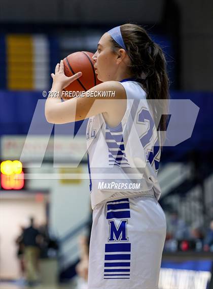 Thumbnail 2 in Evansville Memorial vs. Jasper (Niehause Classic) photogallery.