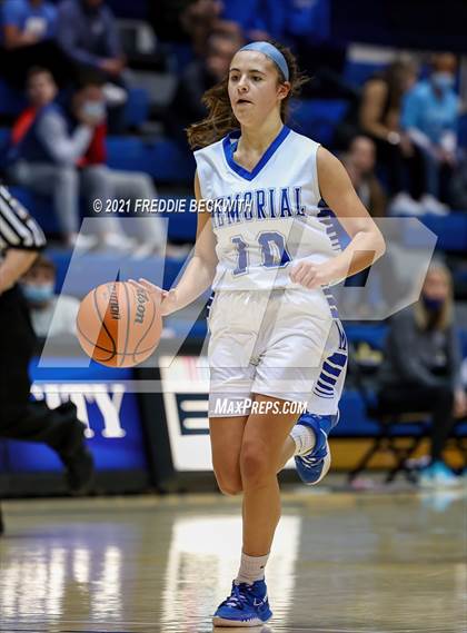 Thumbnail 3 in Evansville Memorial vs. Jasper (Niehause Classic) photogallery.