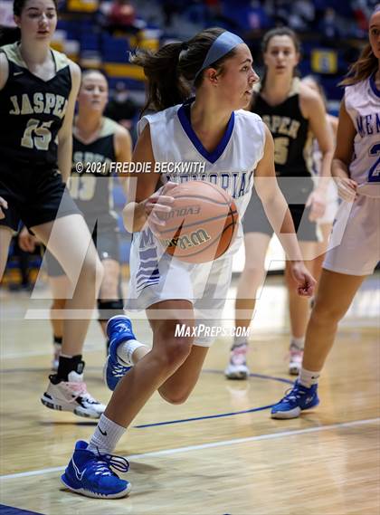 Thumbnail 3 in Evansville Memorial vs. Jasper (Niehause Classic) photogallery.