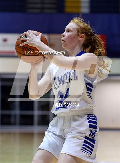 Thumbnail 2 in Evansville Memorial vs. Jasper (Niehause Classic) photogallery.