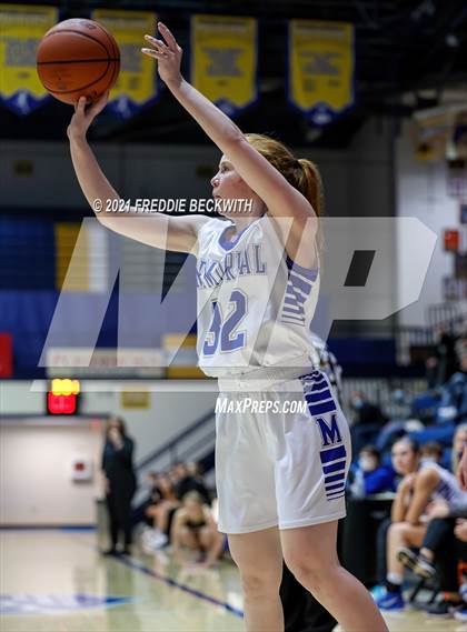 Thumbnail 1 in Evansville Memorial vs. Jasper (Niehause Classic) photogallery.