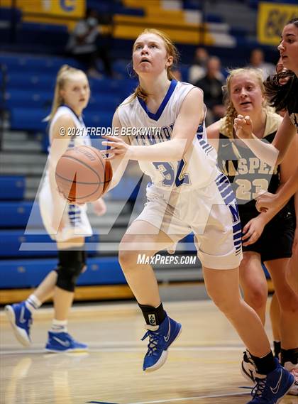 Thumbnail 2 in Evansville Memorial vs. Jasper (Niehause Classic) photogallery.