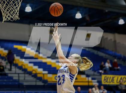 Thumbnail 3 in Evansville Memorial vs. Jasper (Niehause Classic) photogallery.