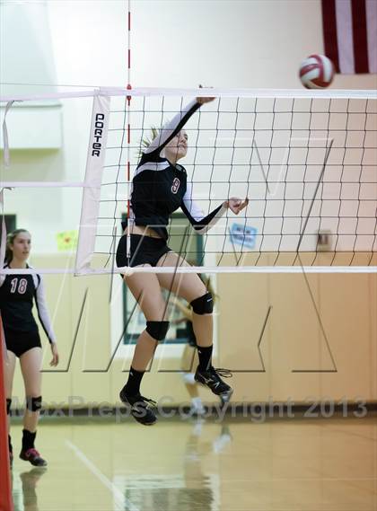 Thumbnail 1 in El Dorado @ Flintridge Sacred Heart (CIF SS Playoffs) photogallery.